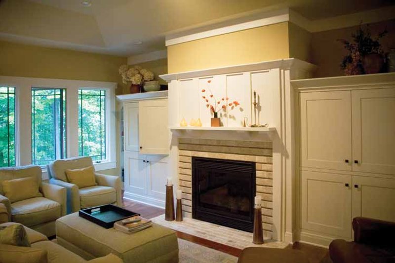 Home Plan - Interior - Family Room 3 for Prairie House Plan #928-50 - 3 bed, 2 bath