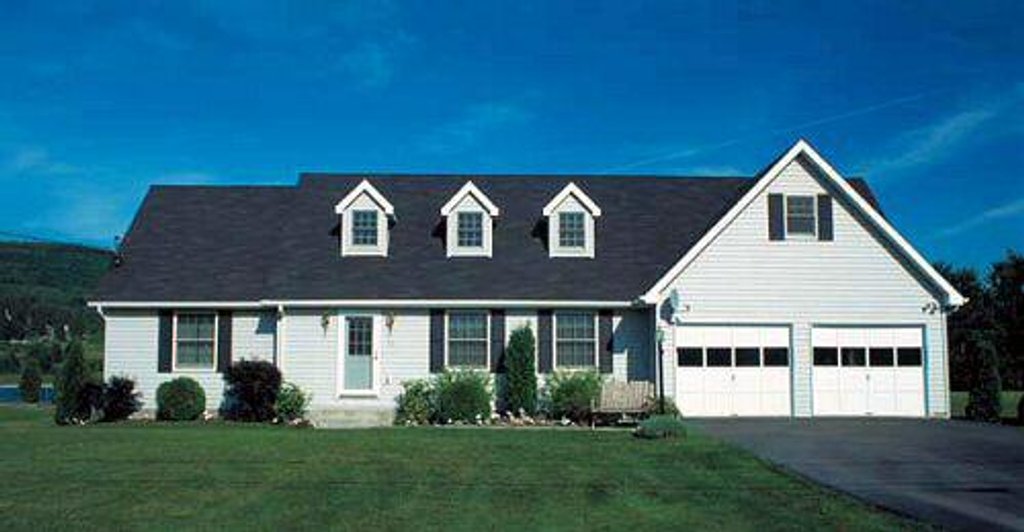 Exterior - Front Elevation 2 for Country House Plan #312-484 - 3 bed, 2 bath