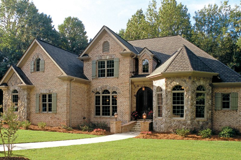 Architectural House Design - Exterior - Front Elevation 8 for Country House Plan #927-502 - 5 bed, 4.5 bath