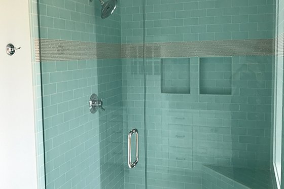 Interior - Master Bathroom 1 for Craftsman House Plan #437-76 - 4 bed, 3.5 bath