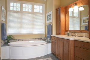 Interior - Master Bathroom for Colonial House Plan #928-298 - 5 bed, 4.5 bath