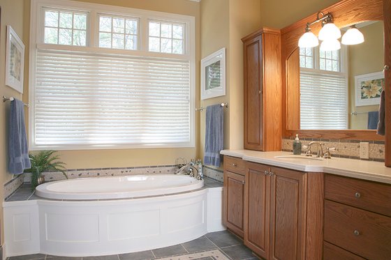 Interior - Master Bathroom for Colonial House Plan #928-298 - 5 bed, 4.5 bath