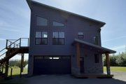 Contemporary Style House Plan - 2 Beds 2 Baths 1359 Sq/Ft Plan #932-339 