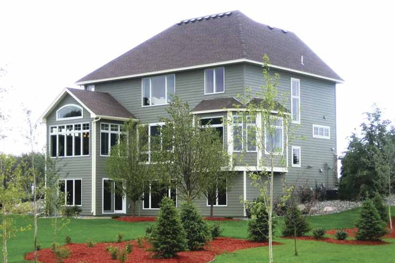 Home Plan - Exterior - Rear Elevation for Craftsman House Plan #320-997 - 4 bed, 2.5 bath