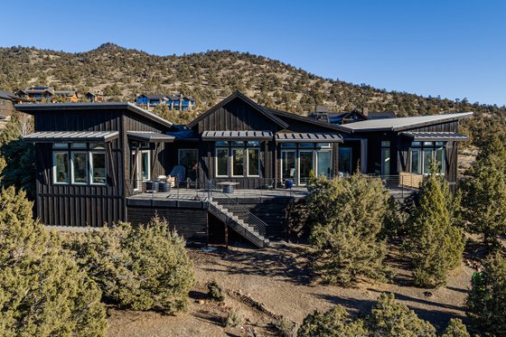 Exterior - Front Elevation 4 for Ranch House Plan #895-117 - 3 bed, 2.5 bath