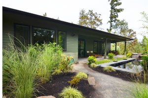 Photo 10 for Prairie House Plan #124-946 - 3 bed, 2 bath