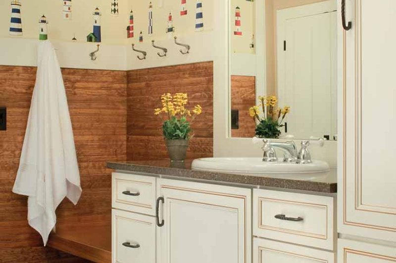 Home Plan - Interior - Bathroom 1 for Victorian House Plan #928-53 - 3 bed, 2.5 bath