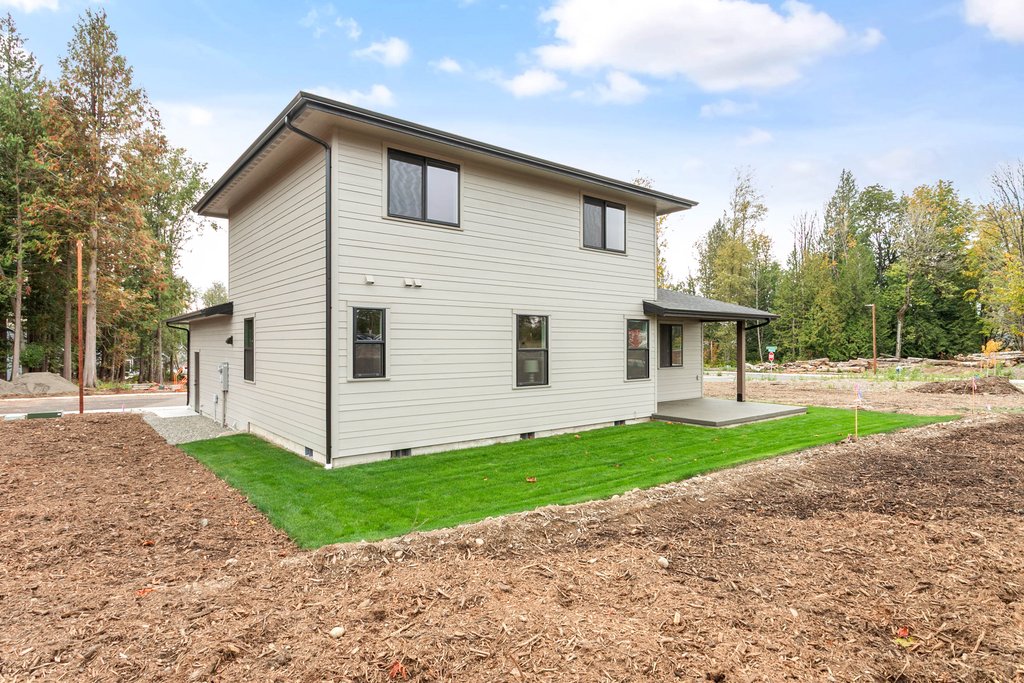 Exterior - Rear Elevation 1 for Contemporary House Plan #1070-273 - 4 bed, 2.5 bath
