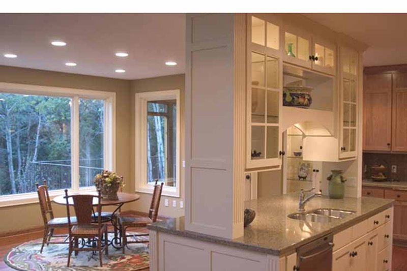Home Plan - Interior - Kitchen for Country House Plan #51-1121 - 4 bed, 3.5 bath