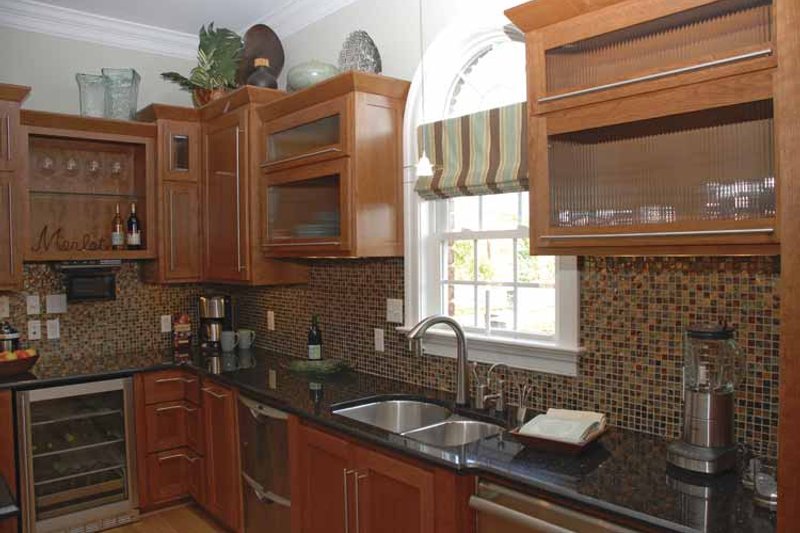 Dream House Plan - Interior - Kitchen 1 for Country House Plan #952-78 - 5 bed, 4 bath