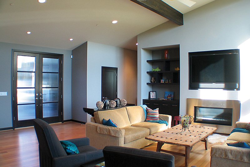 Dream House Plan - Interior - Family Room 2 for Contemporary House Plan #132-563 - 3 bed, 3 bath