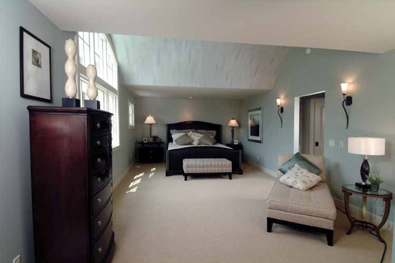 Home Plan - Interior - Master Bedroom for Craftsman House Plan #928-18 - 4 bed, 2.5 bath