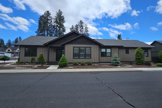 Exterior - Front Elevation 4 for Ranch House Plan #1105-9 - 3 bed, 2.5 bath