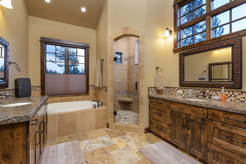 Architectural House Design - Interior - Master Bathroom for Craftsman House Plan #892-27 - 5 bed, 5.5 bath