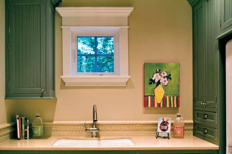 Dream House Plan - Interior - Bathroom 1 for Craftsman House Plan #132-353 - 4 bed, 5 bath
