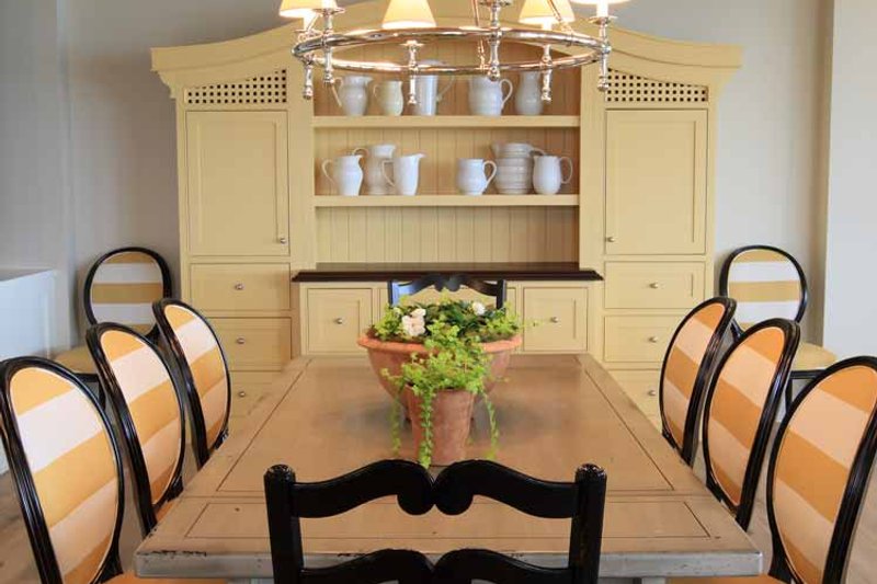 Home Plan - Interior - Dining Room 1 for Craftsman House Plan #928-175 - 4 bed, 3.5 bath
