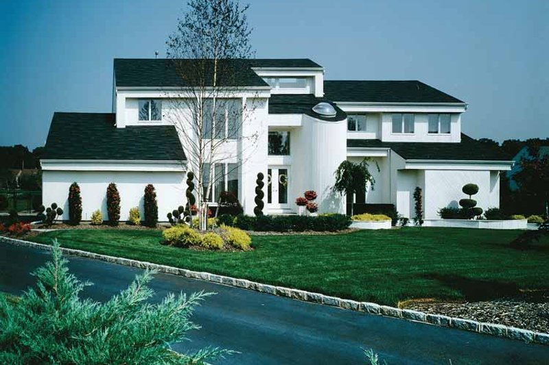 House Plan Design - Contemporary Exterior - Front Elevation Plan #314-228