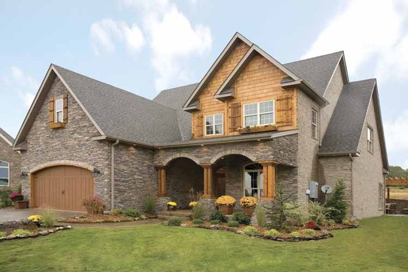 House Plan Design - Exterior - Front Elevation 8 for Traditional House Plan #17-2779 - 4 bed, 2.5 bath
