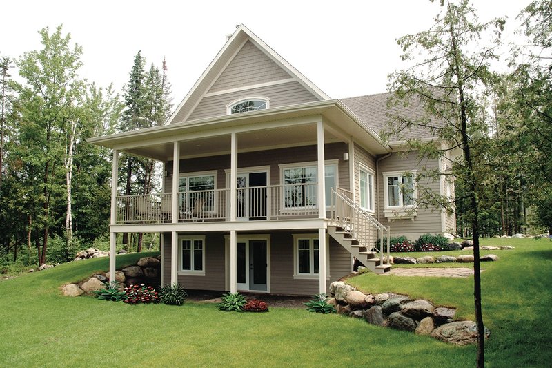 Home Plan - Canadian country style house elevation covered porch