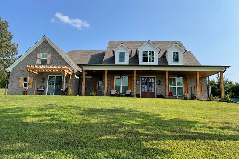 Architectural House Design - User Generated for Farmhouse House Plan #430-196 - 3 bed, 2.5 bath