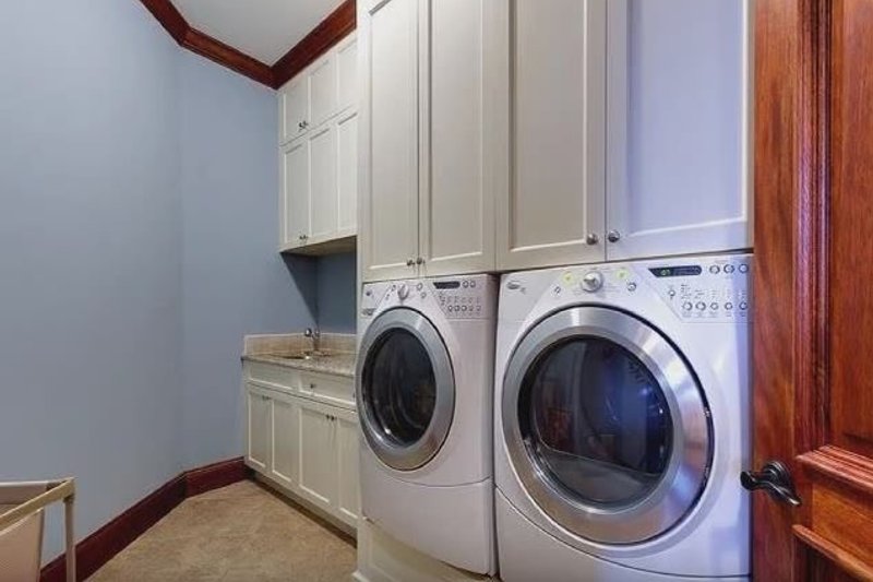 Home Plan - Interior - Laundry for Craftsman House Plan #54-478 - 3 bed, 3.5 bath