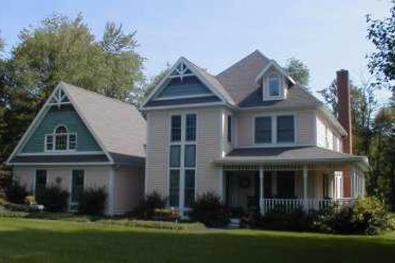 Exterior - Front Elevation for Traditional House Plan #75-119 - 3 bed, 2.5 bath
