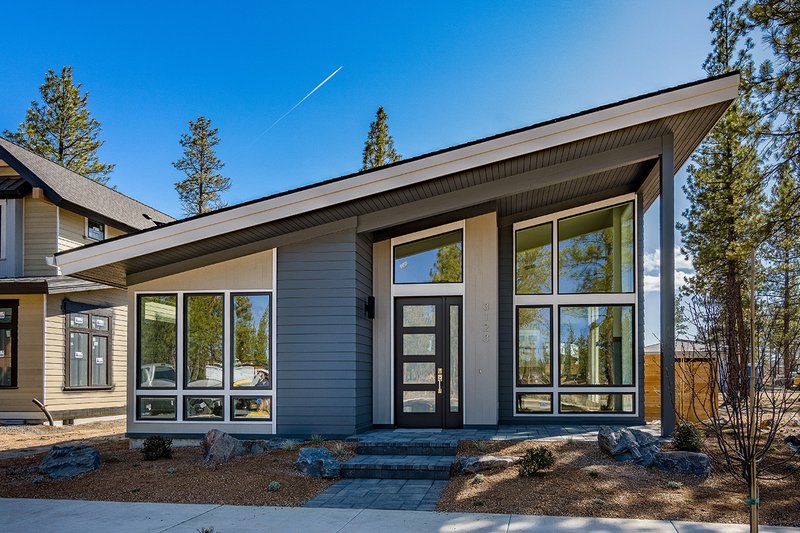 Dream House Plan - Modern Exterior - Front Elevation Plan #895-124