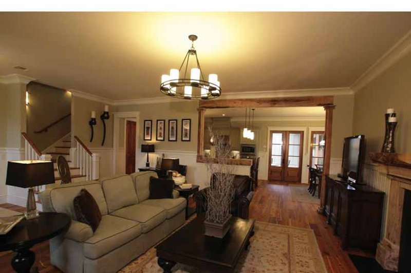 House Plan Design - Interior - Family Room for Craftsman House Plan #37-279 - 5 bed, 4 bath