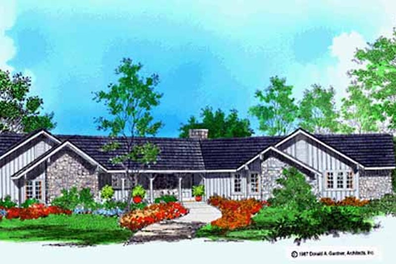 House Blueprint - Ranch Exterior - Front Elevation Plan #929-62