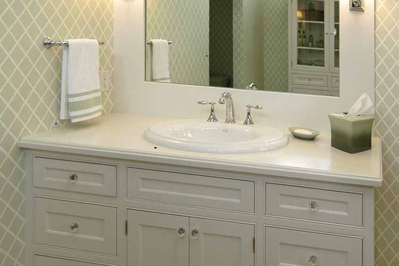 Home Plan - Interior - Master Bathroom 2 for Craftsman House Plan #928-48 - 3 bed, 3 bath