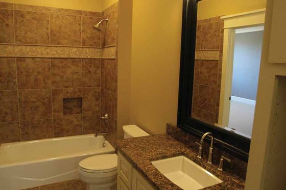 Interior - Bathroom for Craftsman House Plan #37-279 - 5 bed, 4 bath