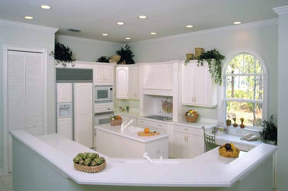 Interior - Kitchen for Mediterranean House Plan #930-24 - 3 bed, 3 bath