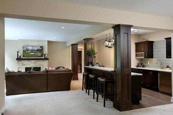 LL Family Room Wet Bar