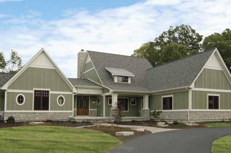 Home Plan - Bungalow Exterior - Front Elevation Plan #928-169