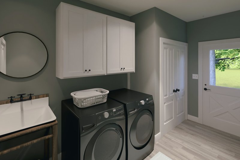 House Plan Design - Interior - Laundry for Traditional House Plan #44-253 - 4 bed, 3 bath