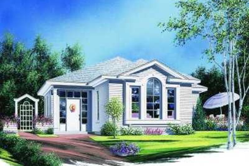 Dream House Plan - Traditional Exterior - Front Elevation Plan #23-318