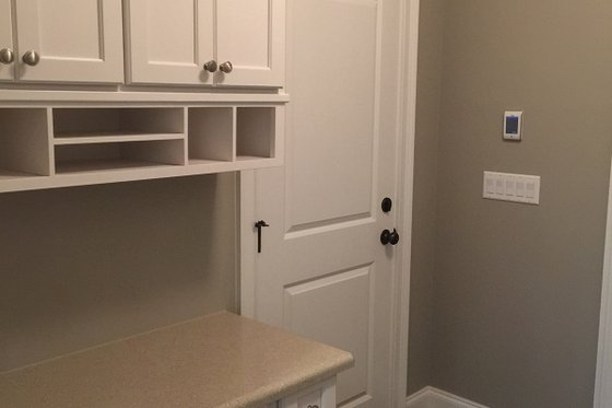 Interior - Laundry 2 for Craftsman House Plan #437-64 - 4 bed, 4 bath