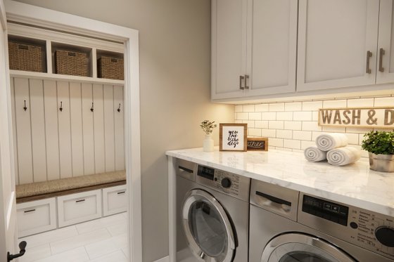 Interior - Laundry 1 for Farmhouse House Plan #51-1519 - 3 bed, 2.5 bath