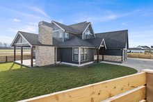 Home Plan - Farmhouse Photo Plan #1070-139