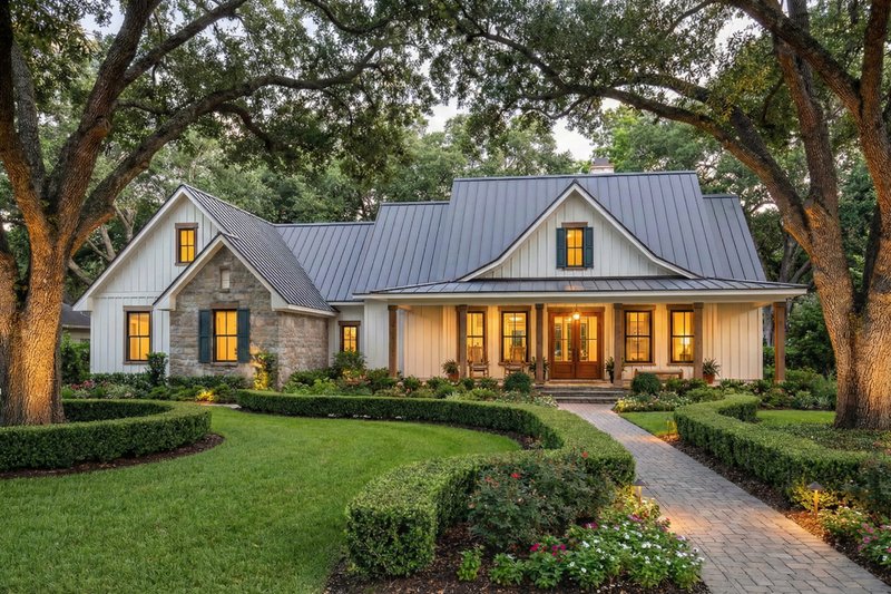 Architectural House Design - Cottage Exterior - Front Elevation Plan #120-285