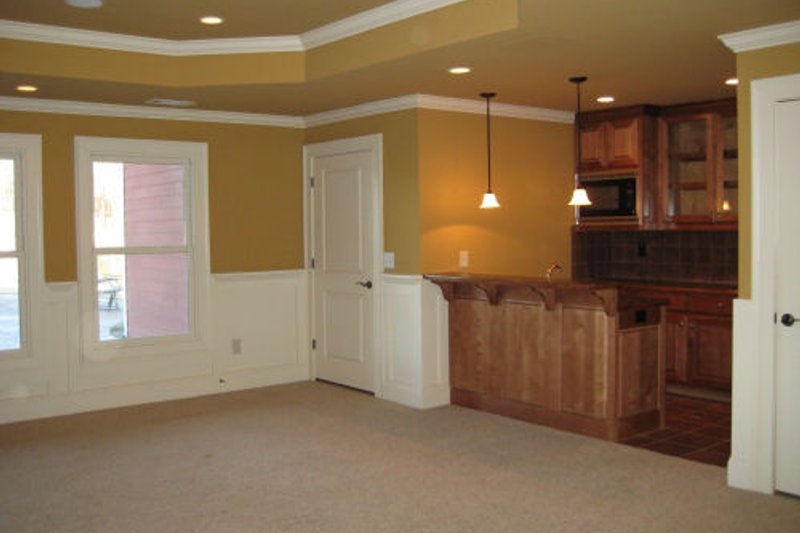 Architectural House Design - Photo 7 for European House Plan #437-41 - 4 bed, 4 bath