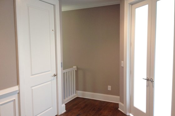 Interior - Entry 2 for Southern House Plan #437-57 - 3 bed, 3.5 bath