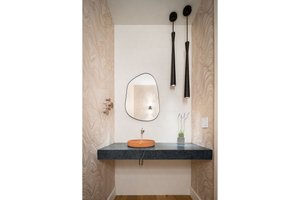 Interior - Bathroom 1 for Craftsman House Plan #1042-27 - 5 bed, 4.5 bath