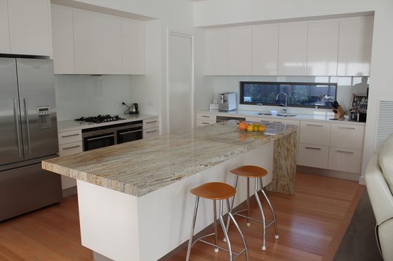 Interior - Kitchen for Modern House Plan #496-13 - 4 bed, 2.5 bath