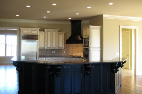 Photo 6 for Traditional House Plan #437-49 - 4 bed, 3.5 bath