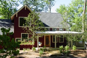 Farmhouse Exterior - Front Elevation Plan #901-11