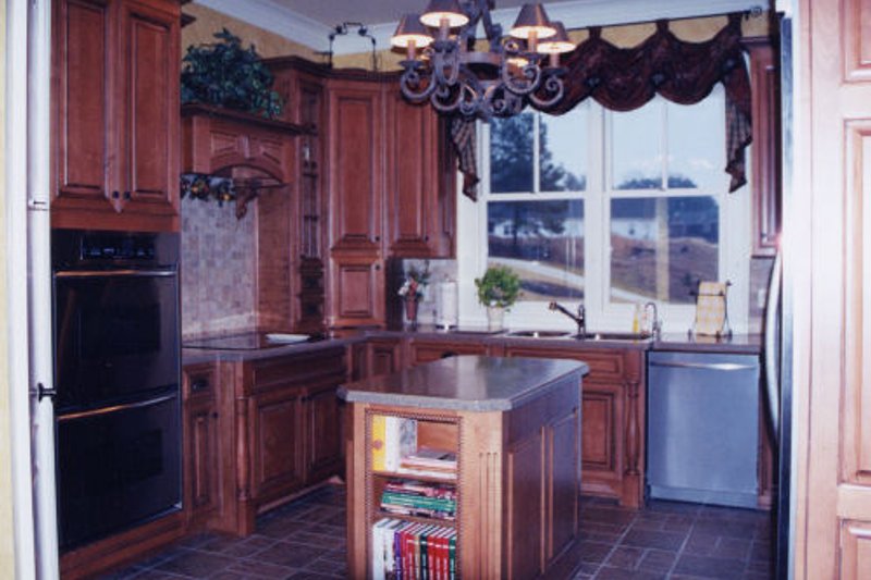 Home Plan - Photo 3 for European House Plan #437-36 - 3 bed, 3 bath
