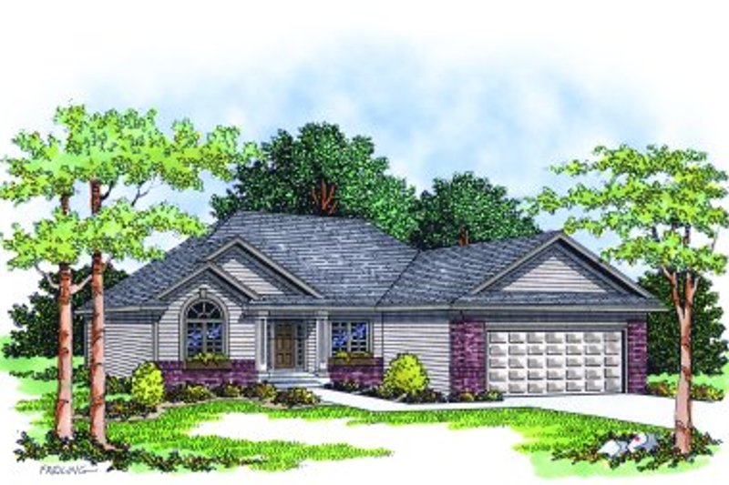 Traditional Style House Plan - 3 Beds 2 Baths 1495 Sq/Ft Plan #70-136