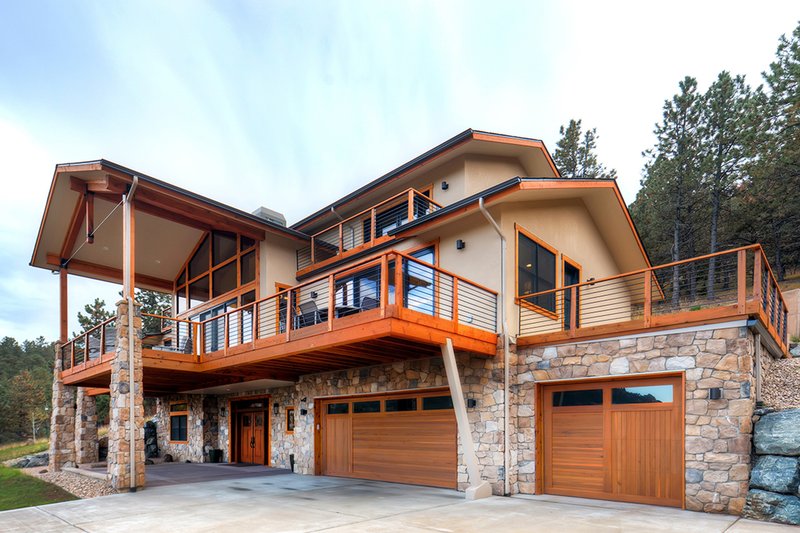 Architectural House Design - Exterior - Front Elevation 3 for Modern House Plan #1042-20 - 4 bed, 4.5 bath