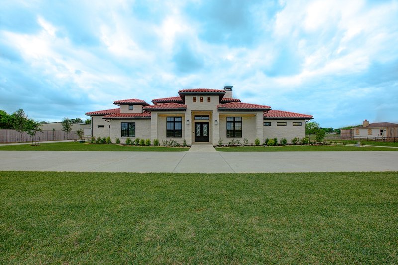 Architectural House Design - Mediterranean Exterior - Front Elevation Plan #1110-34